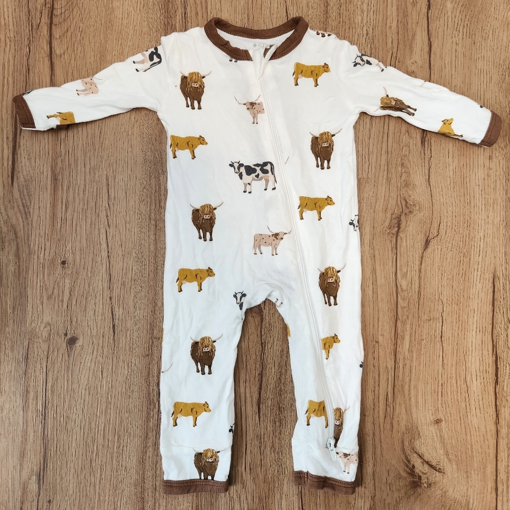 Kyte Baby 0-3 months Zippered Romper in Moo